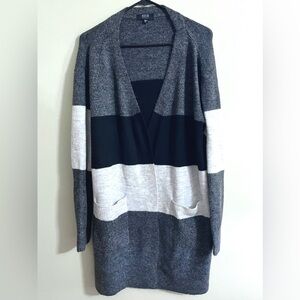 Gray/Black/White Striped Knit Cardigan | Size XL